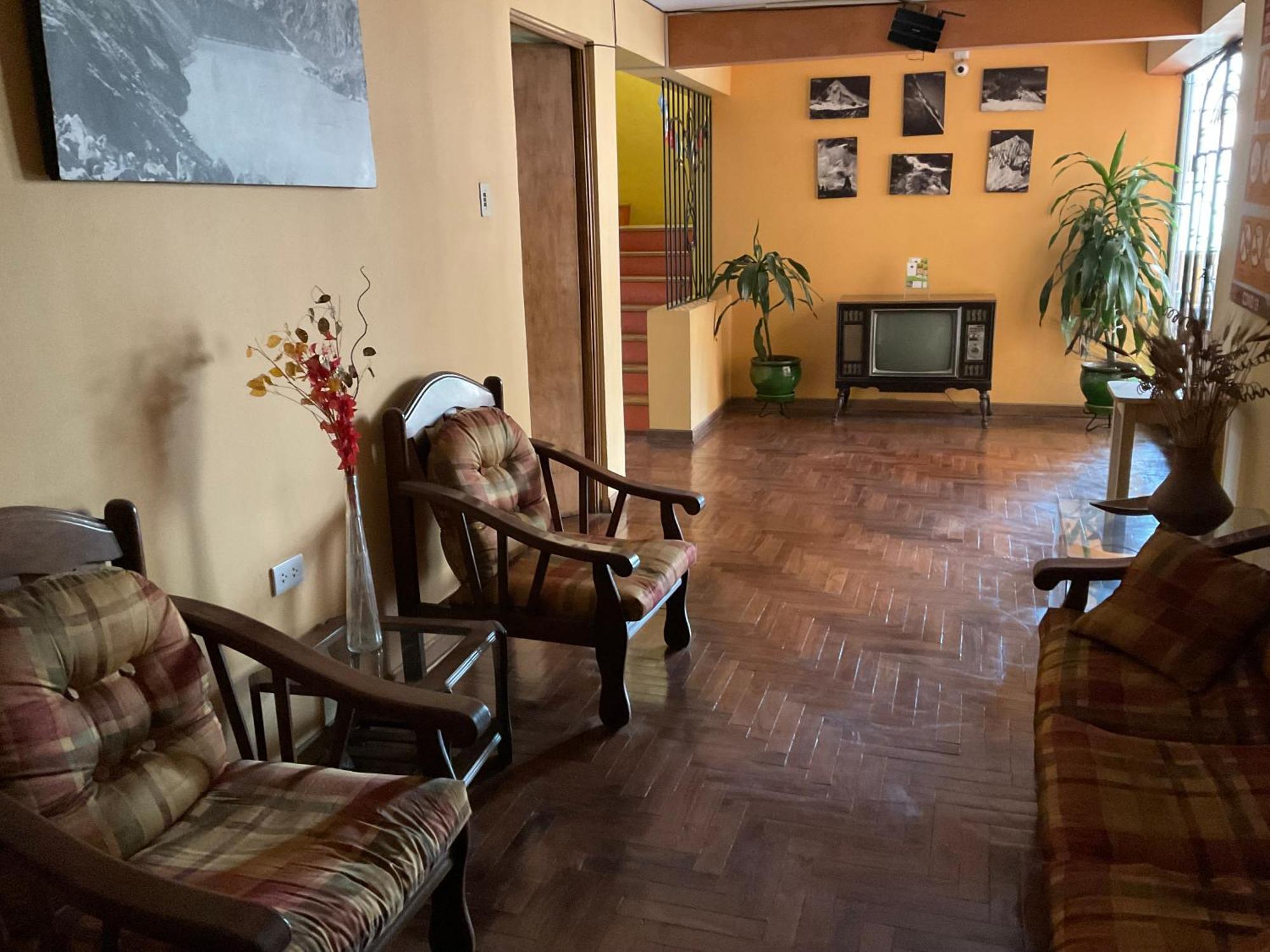 La Casa De Zarela Hotell Huaraz  Eksteriør bilde