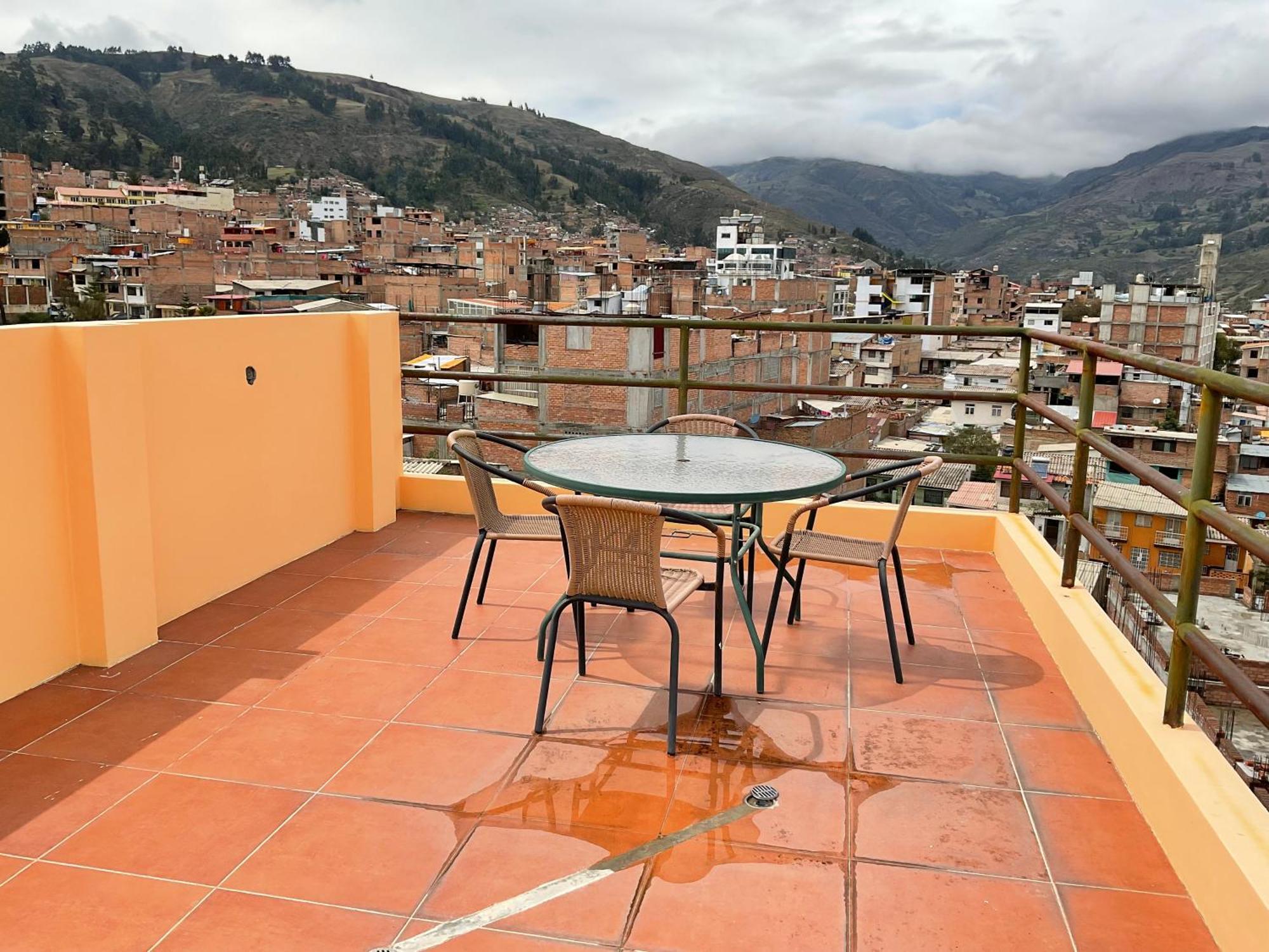 La Casa De Zarela Hotell Huaraz  Eksteriør bilde