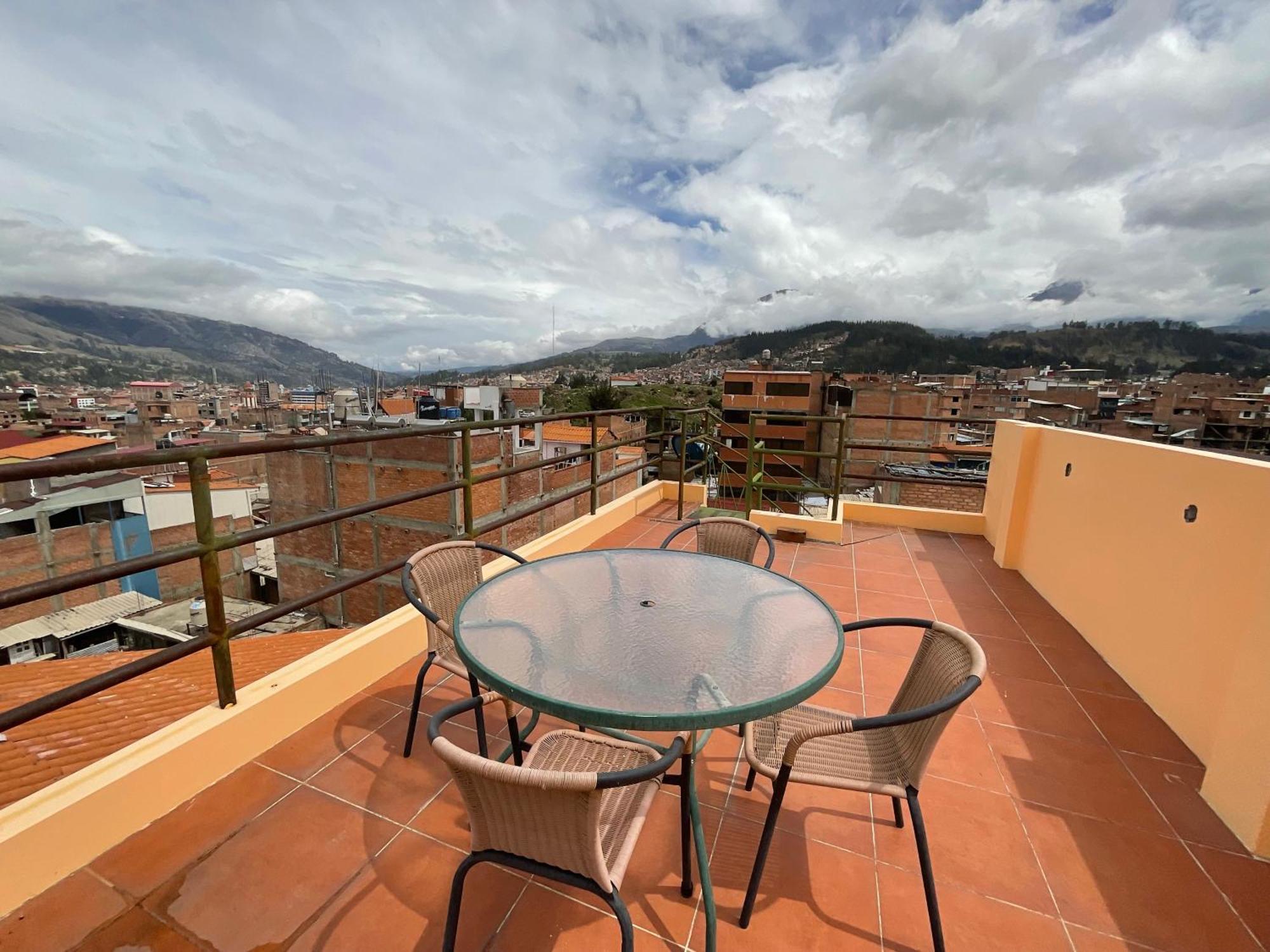 La Casa De Zarela Hotell Huaraz  Eksteriør bilde